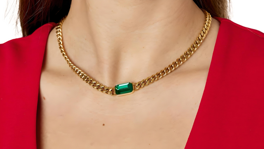 Unveiling the Hottest Jewellery Trends of 2024: From Vintage Revival to Bold Statements