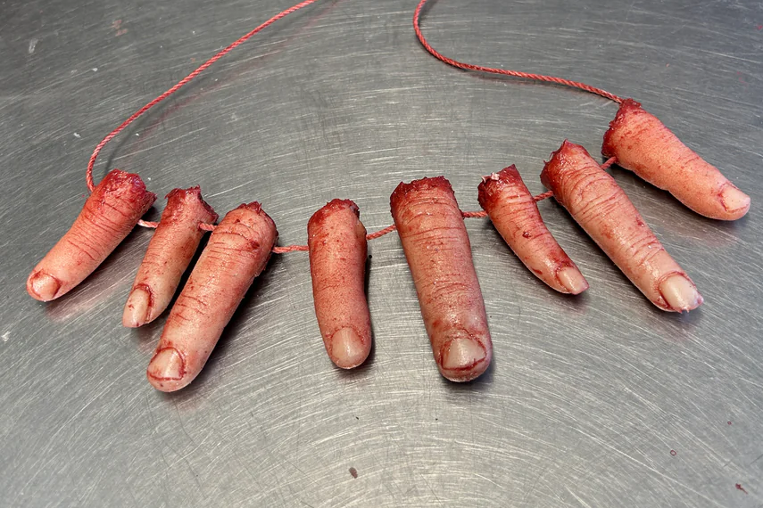 Halloween jewellery piece severed finger necklace - Mia Ishaaq