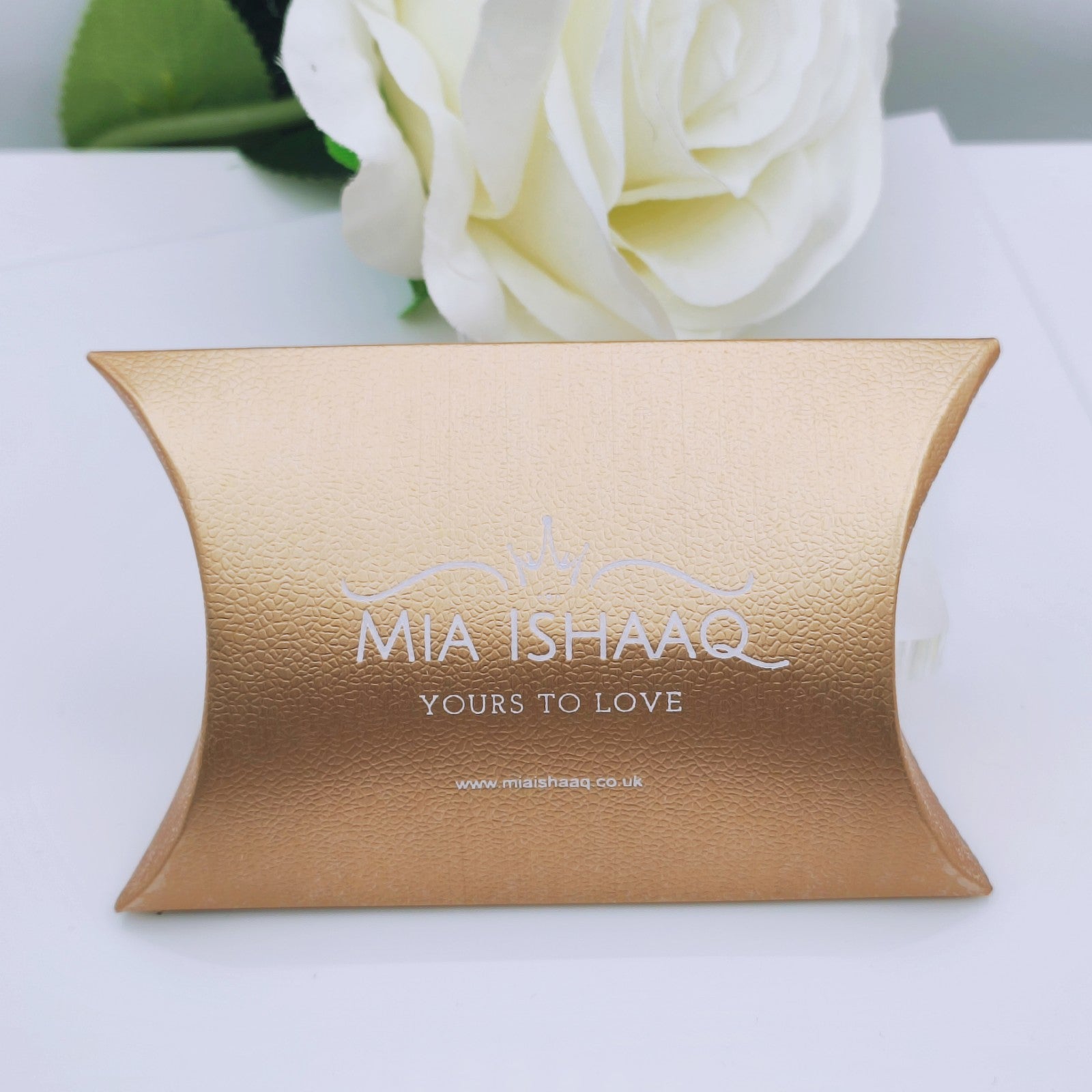 Rose gold cardboard pillow style jewellery gift box - Mia Ishaaq