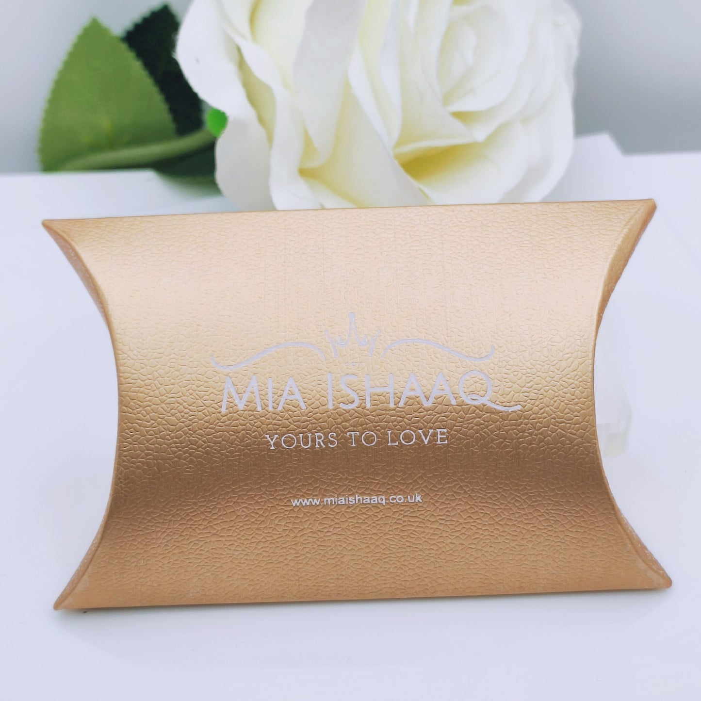 Rose gold cardboard pillow style jewellery gift box - Mia Ishaaq