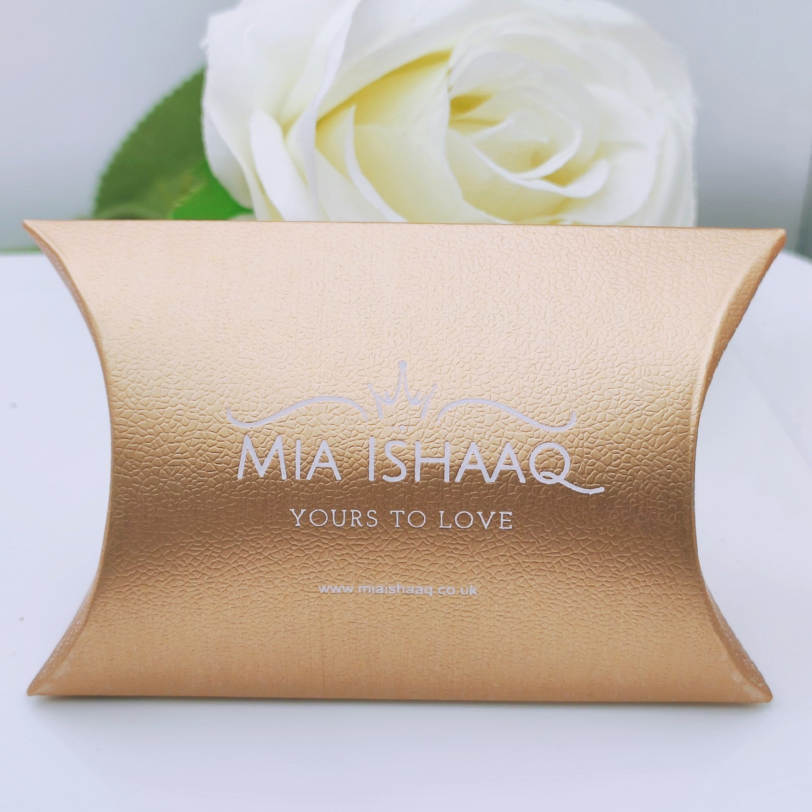 Rose gold cardboard pillow style jewellery gift box - Mia Ishaaq