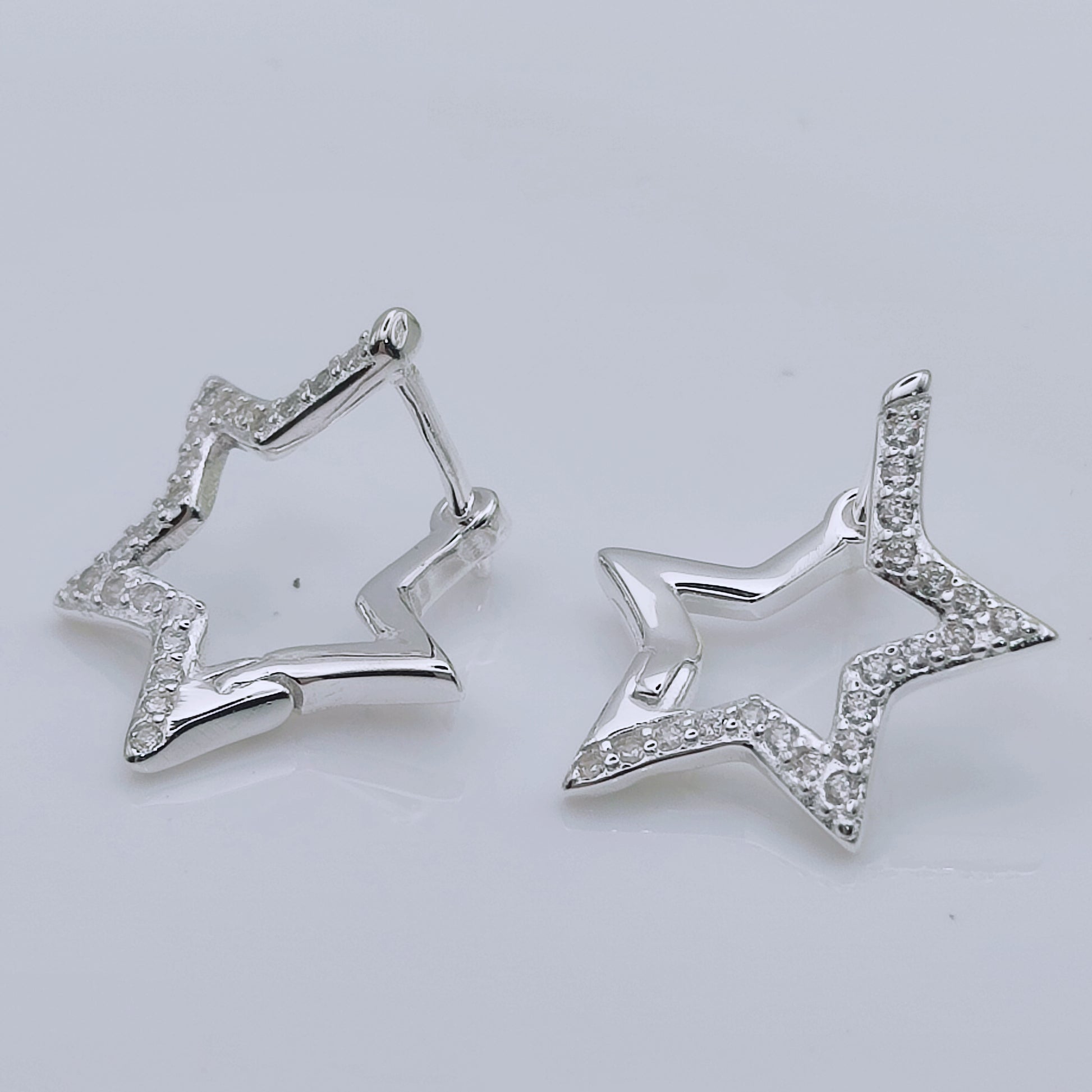 925 Sterling Silver Star Huggies Hoop Earrings With Cubic Zirconia - Mia Ishaaq