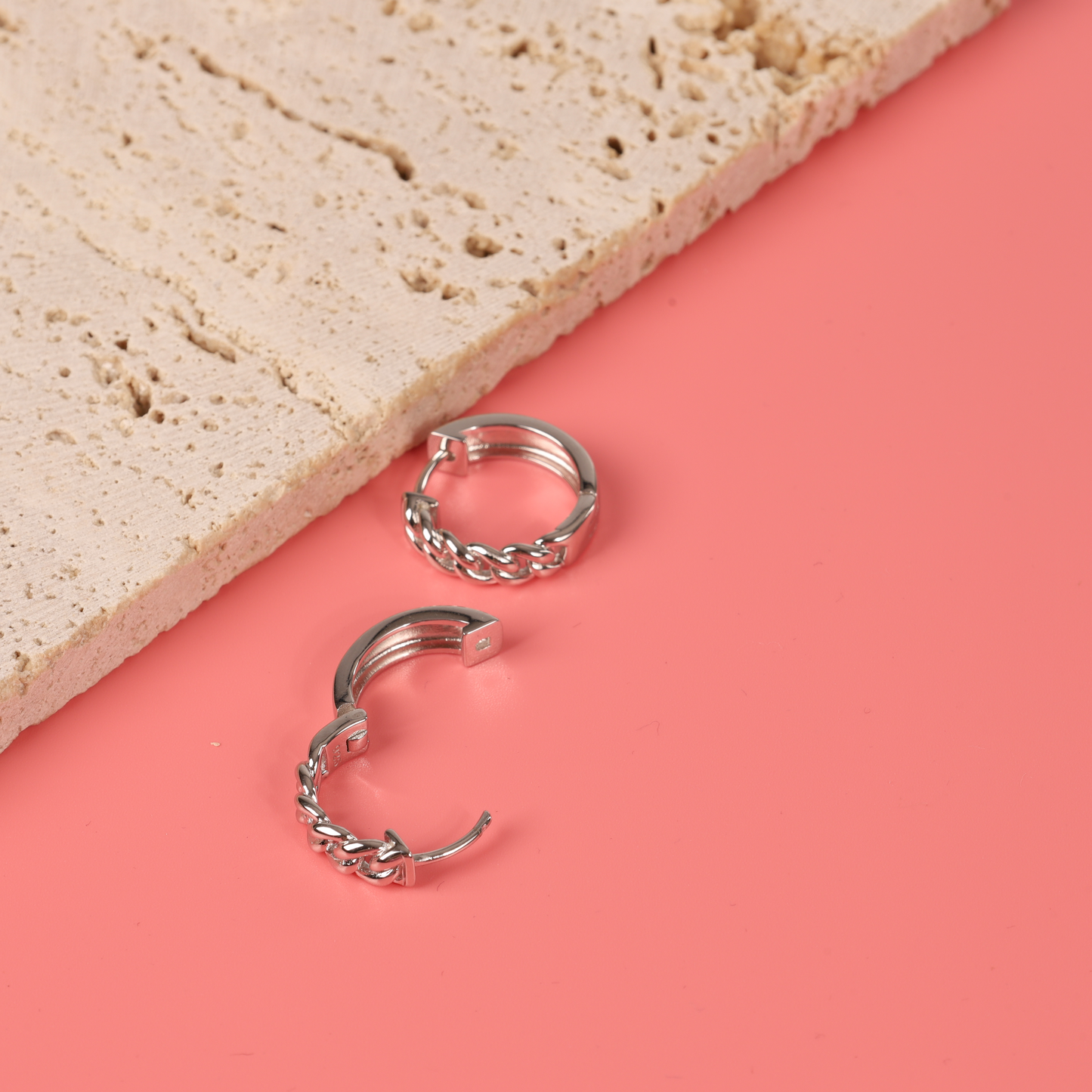 Chain Link Retro Hoop Earrings