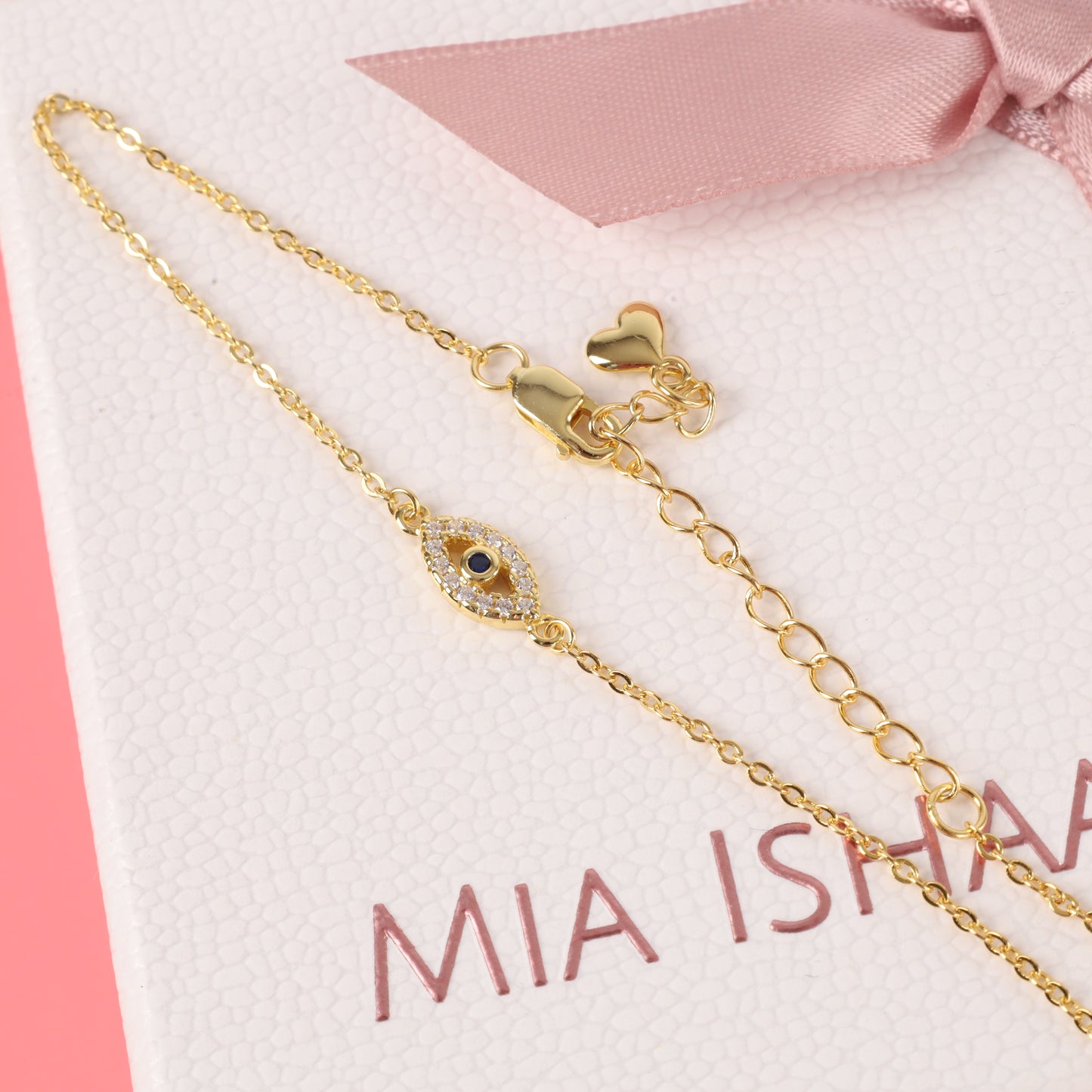 Dainty Evil Eye Elegance Bracelet - Gold
