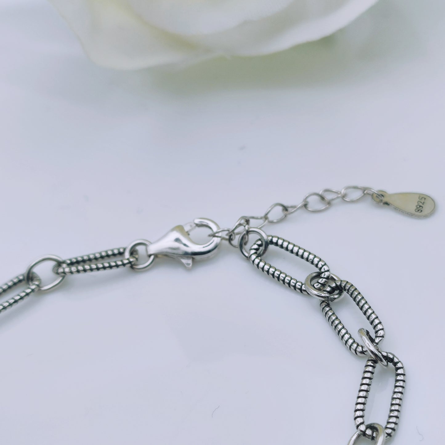 Love Heart Link Chain Bracelet - Mia Ishaaq